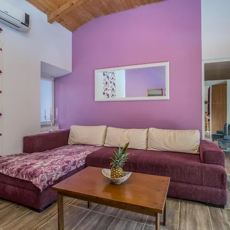 Lovely In With Heated Swimming Pool Feriehus Polje (Krk)